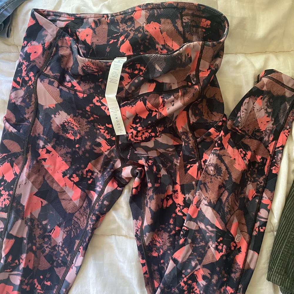 Lululemon leggings